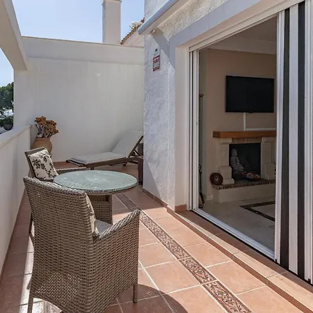 Atico Familiar Con Terraza Y Bonitas Vistas Al Mar En - Rio Real 282g * Marbella