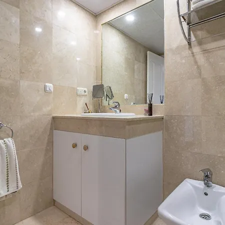 Atico Familiar Con Terraza Y Bonitas Vistas Al Mar En - Rio Real 282g Apartment Marbella